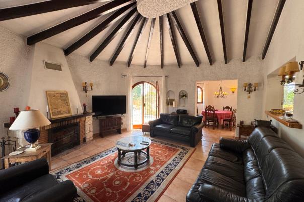 6 bed villa in Benissa