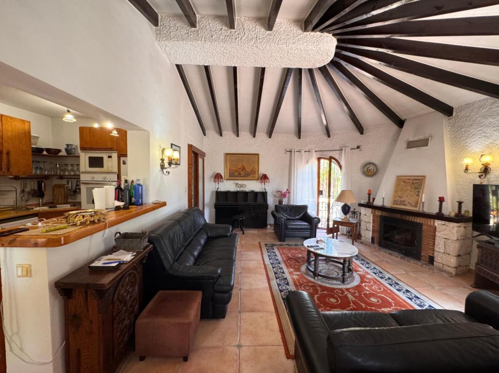 6 bed villa in Benissa