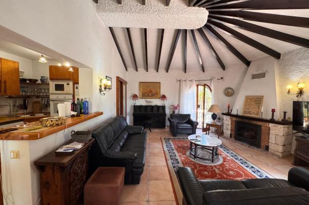 6 bed villa in Benissa