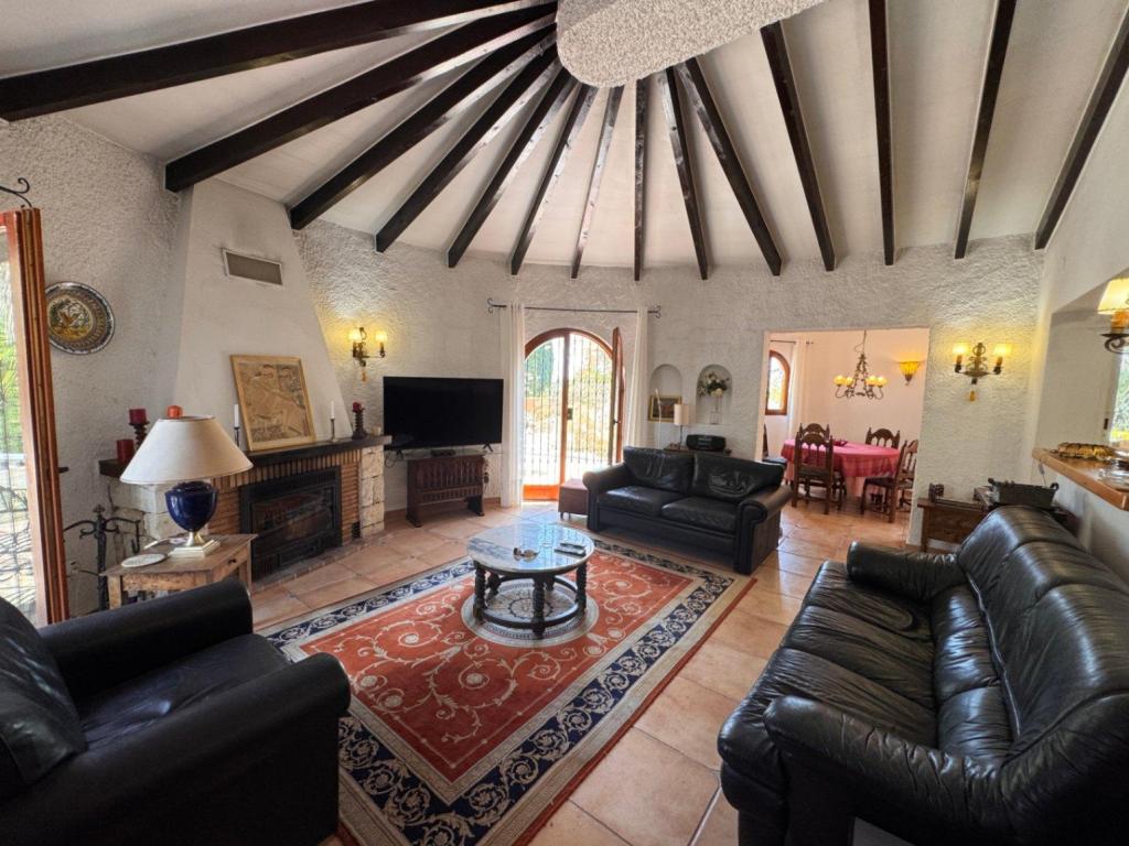 6 bed villa in Benissa
