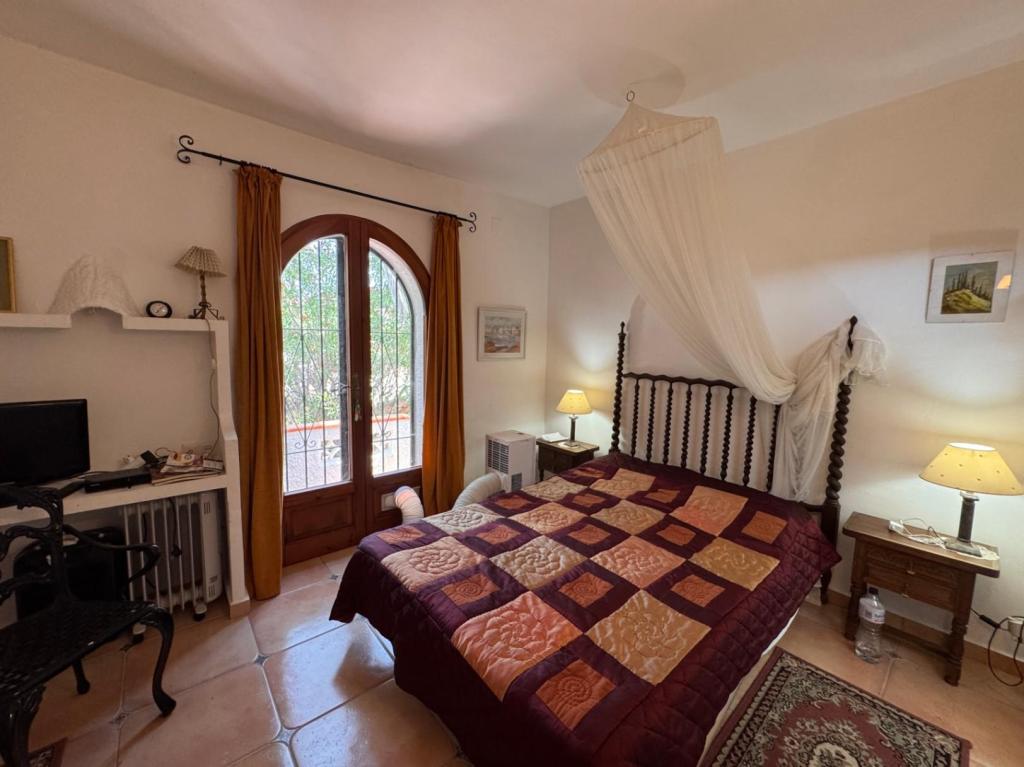 6 bed villa in Benissa