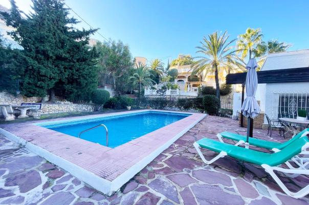 4 bed casa / chalet in Calpe