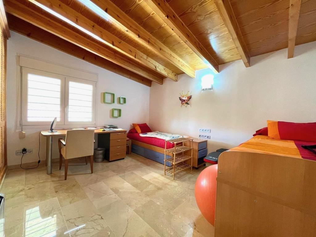 5 bed villa in La Nucía