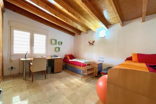 5 bed villa in La Nucía