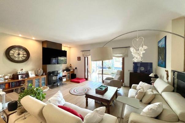 5 bed villa in La Nucía