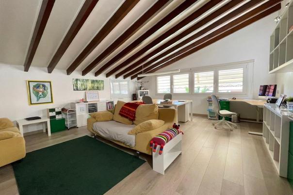 5 bed villa in La Nucía