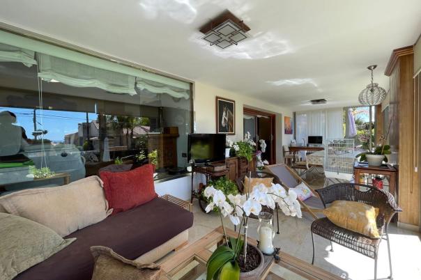 5 bed villa in La Nucía