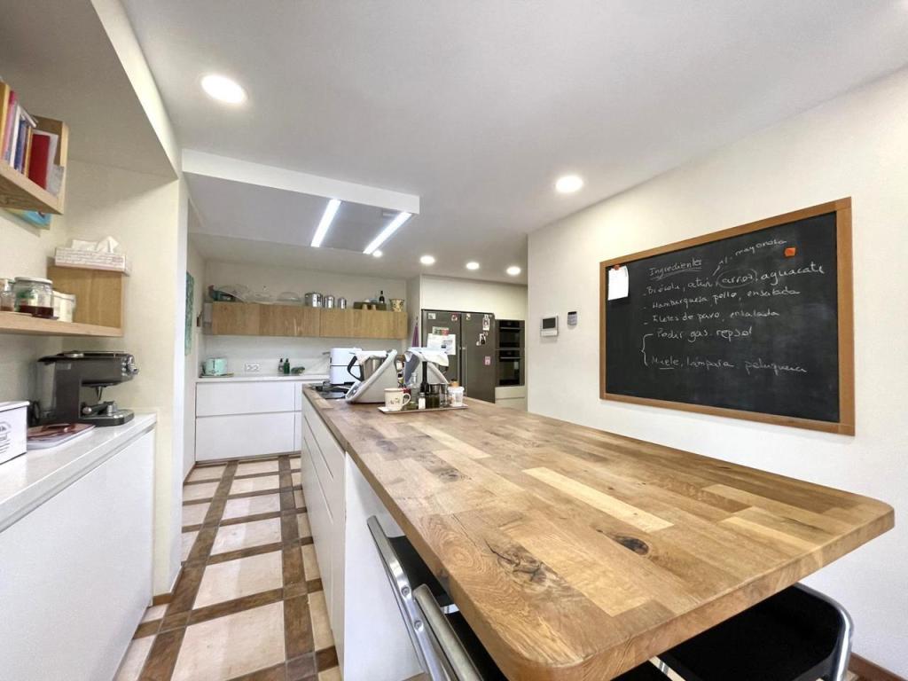 5 bed villa in La Nucía