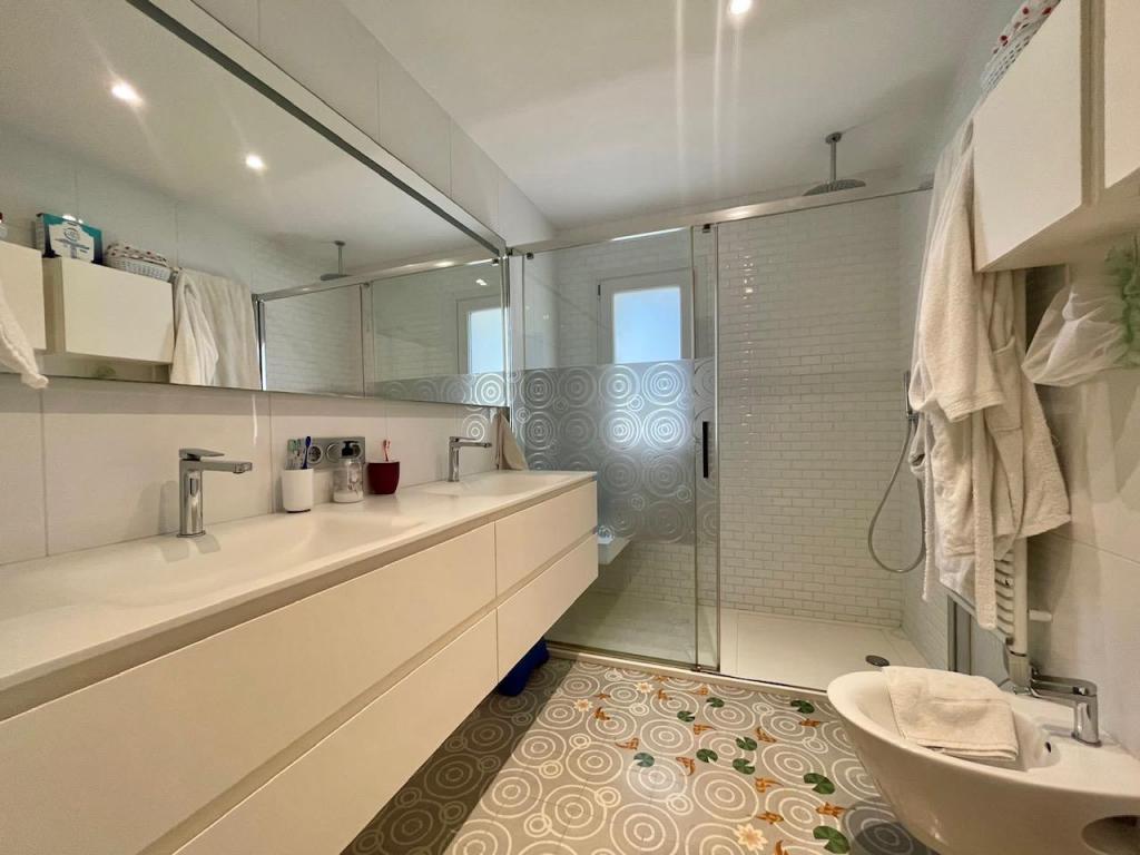 5 bed villa in La Nucía