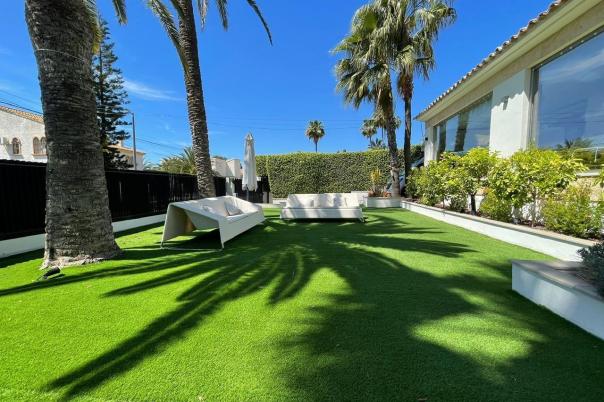 5 bed villa in La Nucía