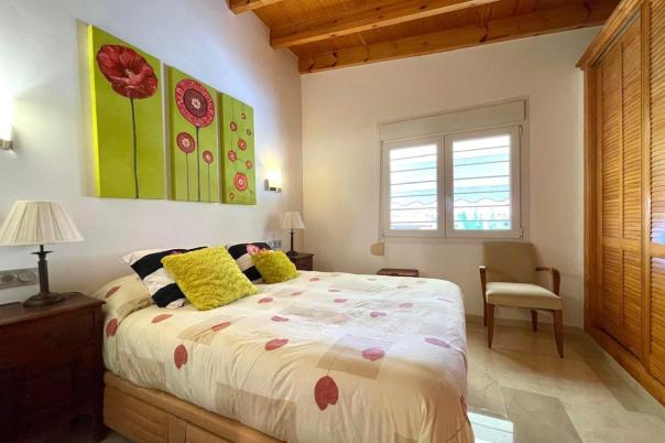 5 bed villa in La Nucía
