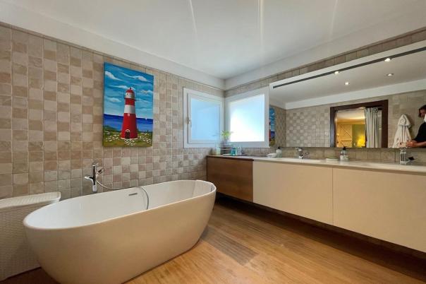 5 bed villa in La Nucía