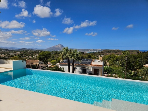 4 bed villa in Javea