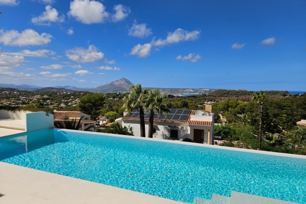 4 bed villa in Javea