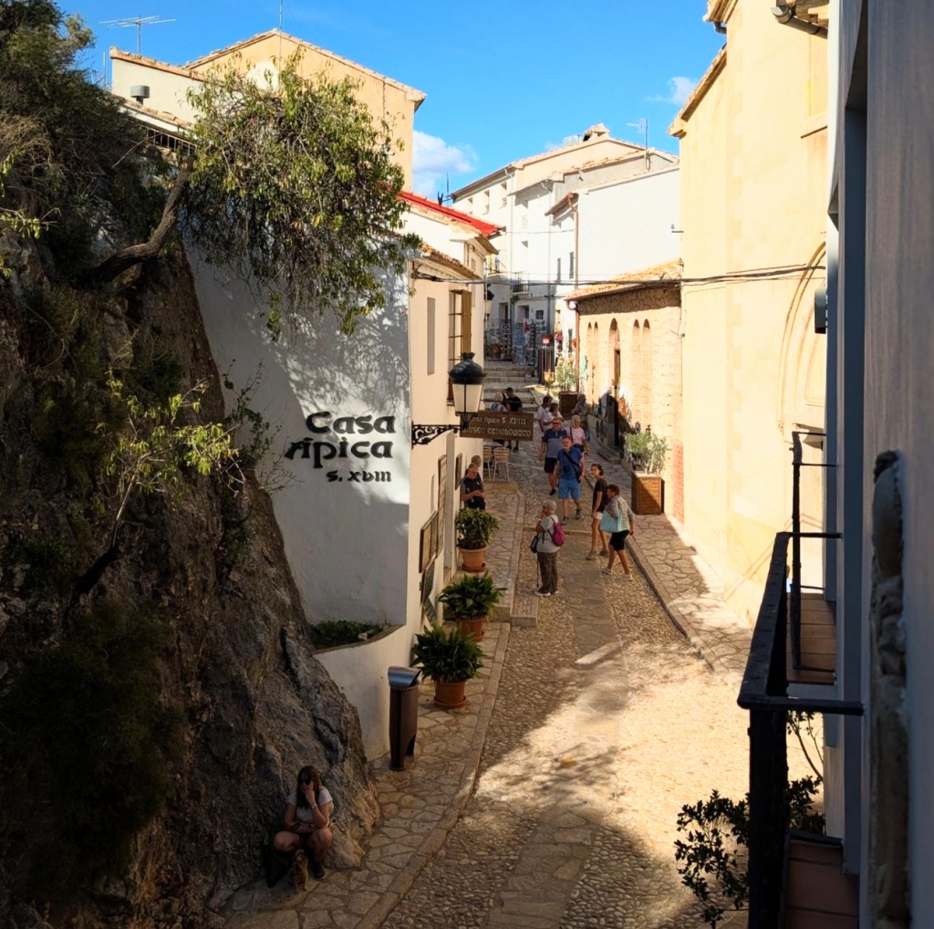 Visiting Guadalest - Day Trips on the Costa Blanca