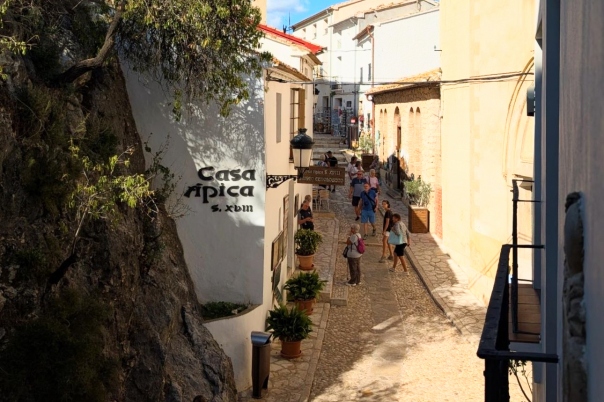 Visiting Guadalest - Day Trips on the Costa Blanca