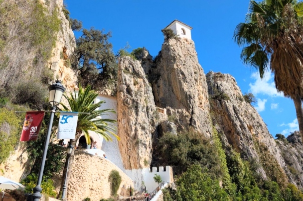 Visiting Guadalest - Day Trips on the Costa Blanca