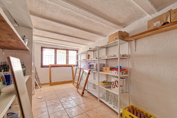 commercial property in Moraira