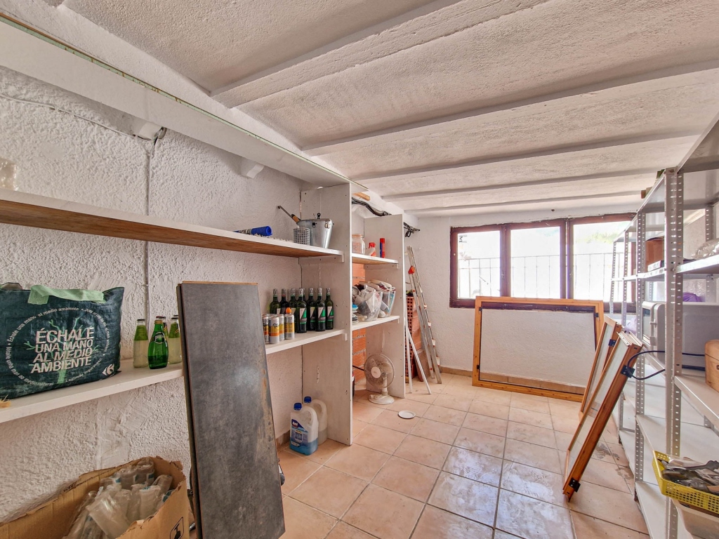 commercial property in Moraira