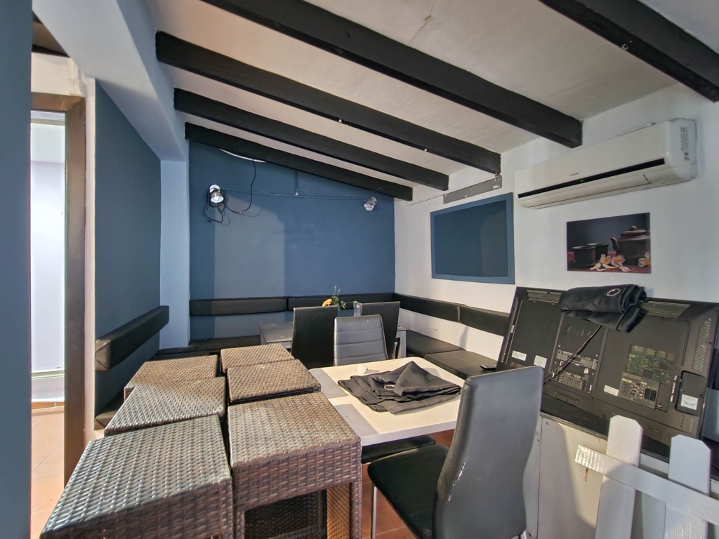 commercial property in Moraira