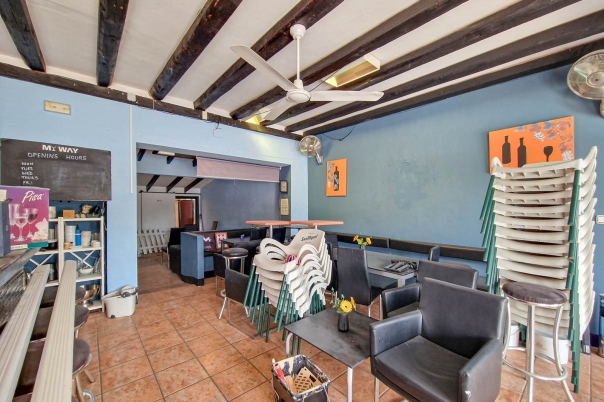 commercial property in Moraira