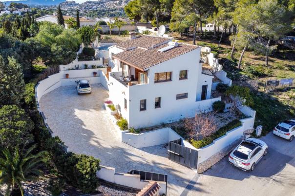 4 bed villa in Moraira