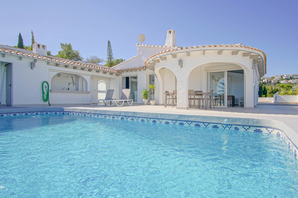 5 bed villa in Pego