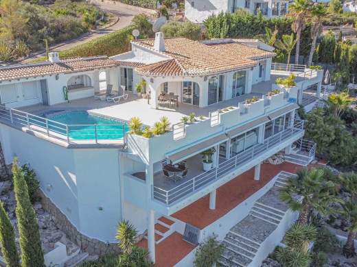5 bed villa in Pego