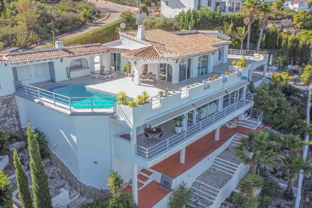 5 bed villa in Pego