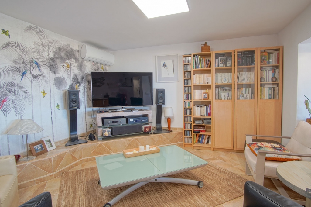 5 bed villa in Pego