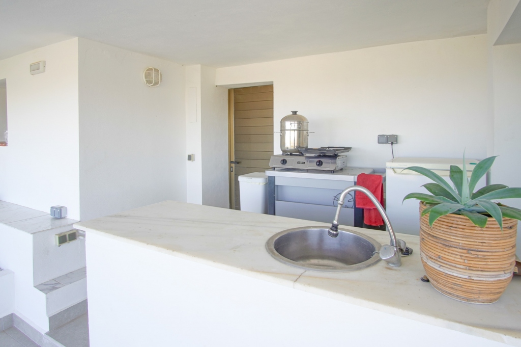 5 bed villa in Pego