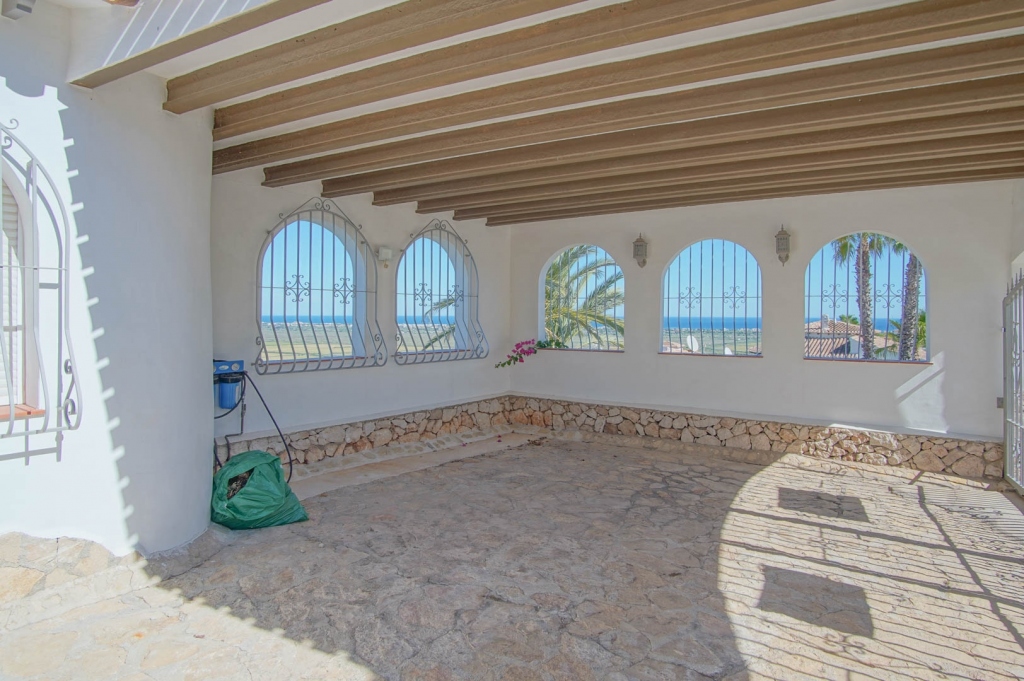 5 bed villa in Pego