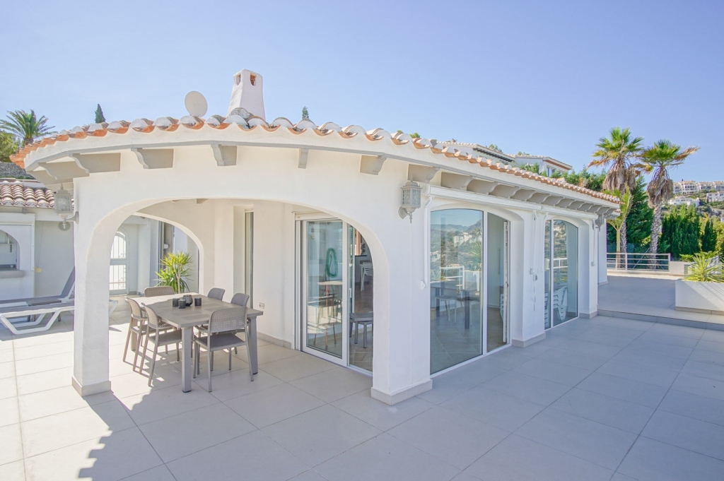 5 bed villa in Pego