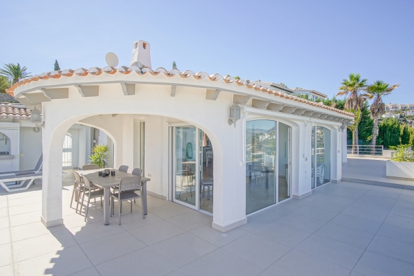 5 bed villa in Pego