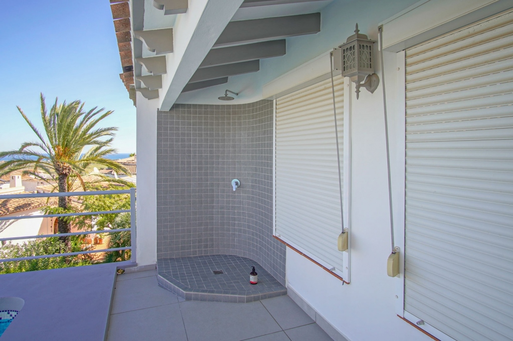 5 bed villa in Pego
