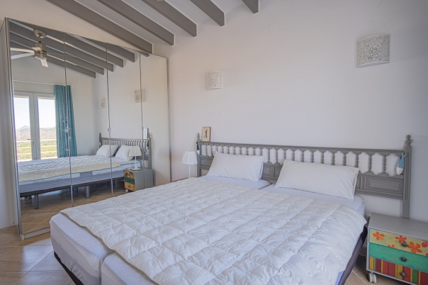 5 bed villa in Pego