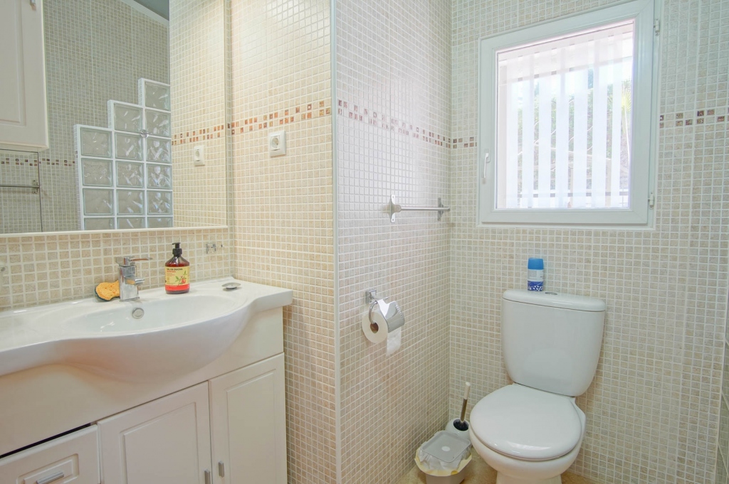 5 bed villa in Pego