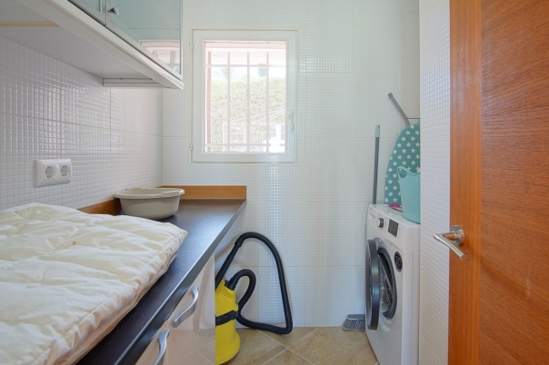 5 bed villa in Pego