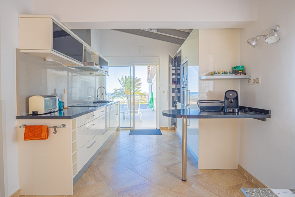 5 bed villa in Pego