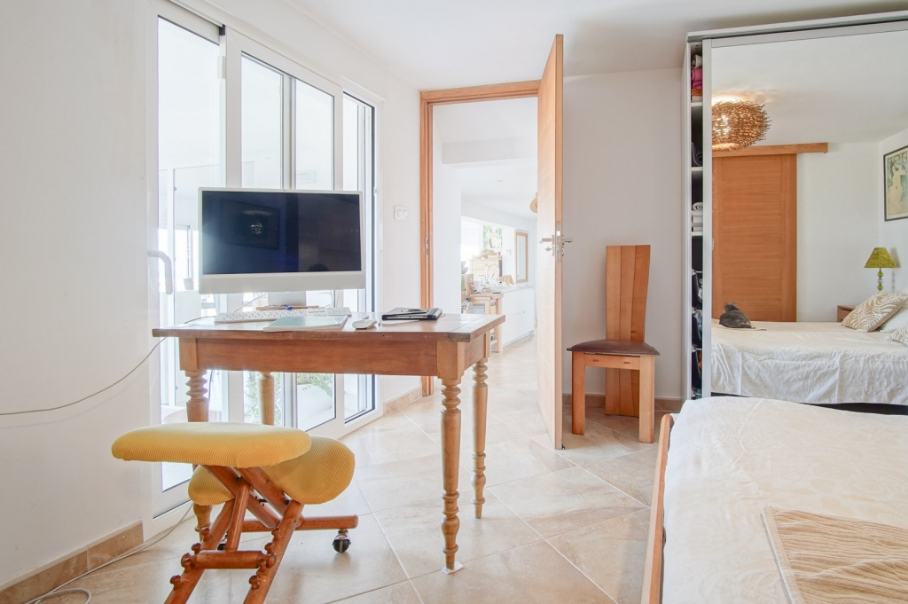 5 bed villa in Pego