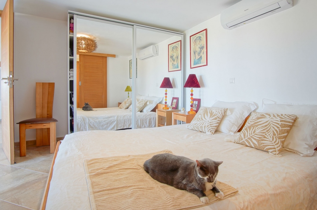 5 bed villa in Pego