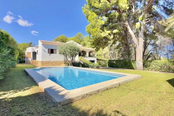 6 bed villa in Jávea