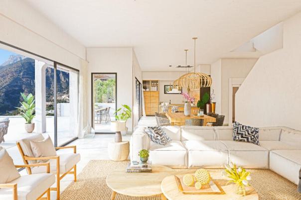 5 bed villa in Altea