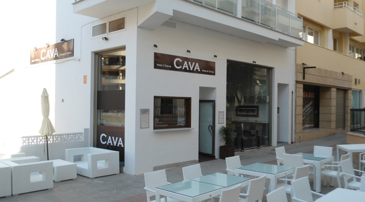 Cava Bar Moraira - Gourmet Tapas & Wine Bar