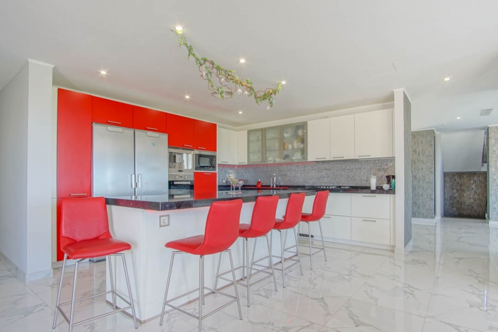 8 bed villa in La Nucía