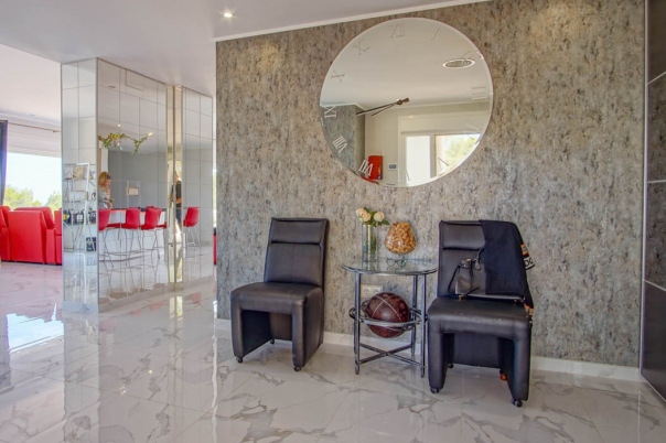 8 bed villa in La Nucía