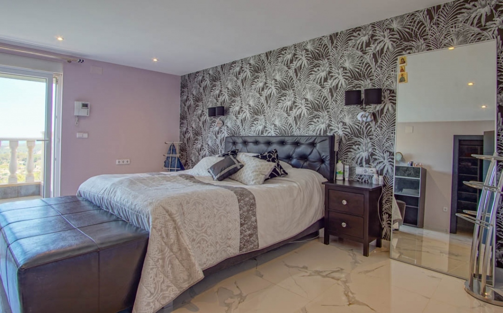8 bed villa in La Nucía