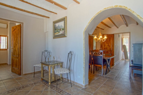 8 bed villa in La Nucía