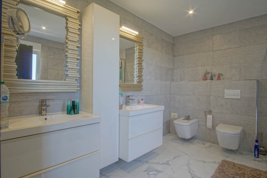 8 bed villa in La Nucía