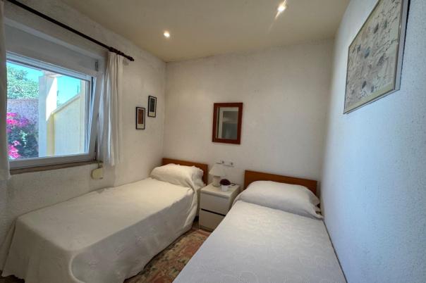 2 bed apartment in Benitachell